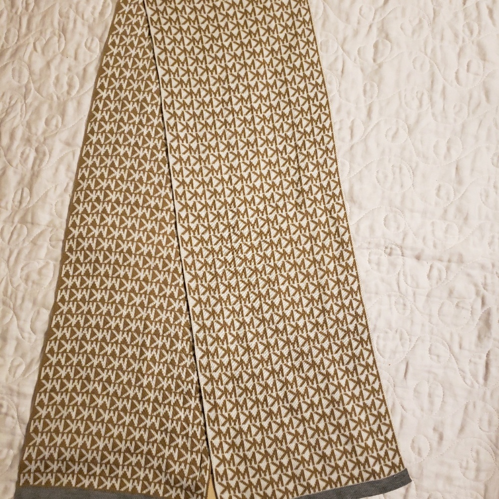 Michael Kors Scarf